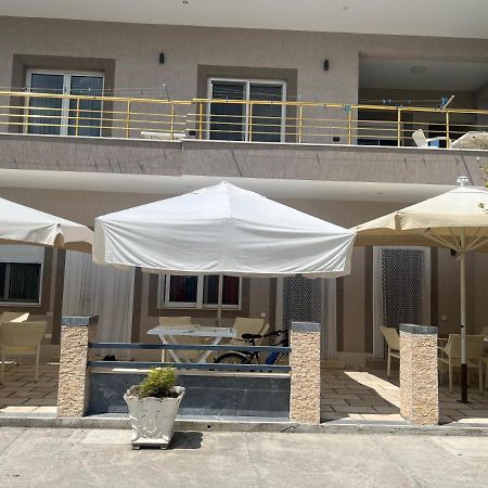 Villa Roel 1 Apartments Nr 88 فلورا المظهر الخارجي الصورة